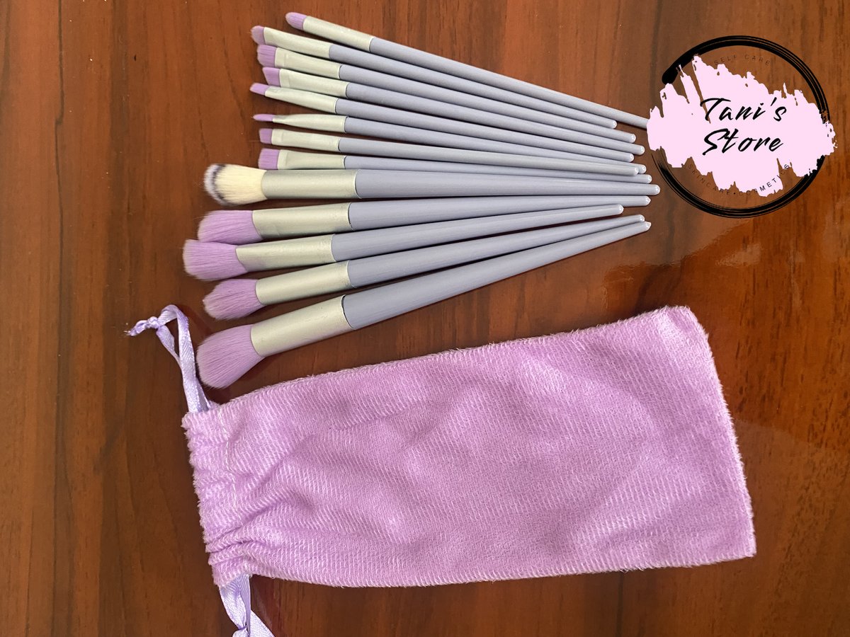 Ser de brochas de maquillaje